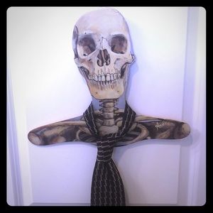 Bill Blass Black Label Men’s Silk Tie